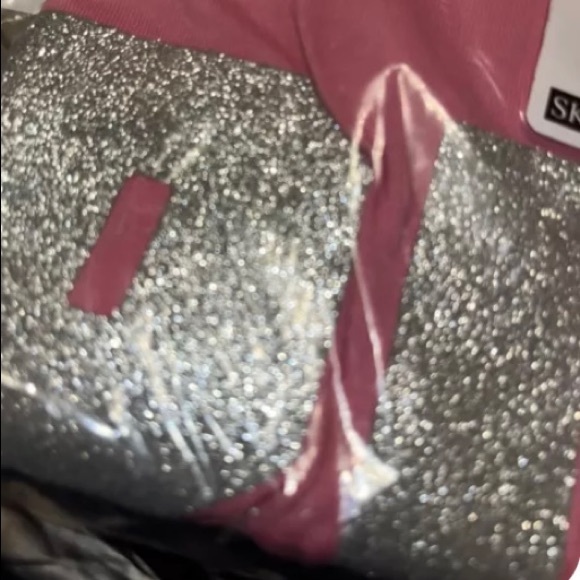Victoria's Secret Pink Bling Long Sleeve
Campus Tee Size Large and XXL Beautiful - Picture 6 of 7
